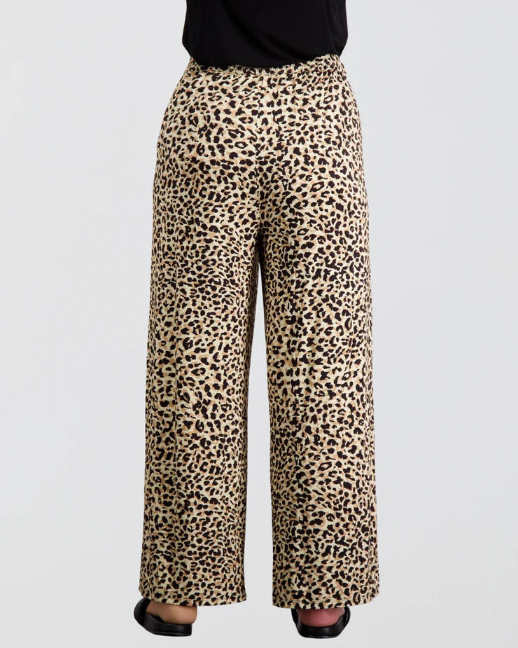 Christina Stephens- Jessie Wide Leg Pant | Adaptive Comfort in Bamboo & Luxe Linen