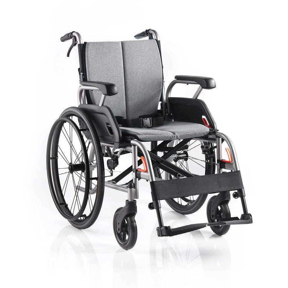 Pinnacle Ultraroll self-propelling wheelchair with comfortable seat and sturdy wheels, designed for easy mobility.