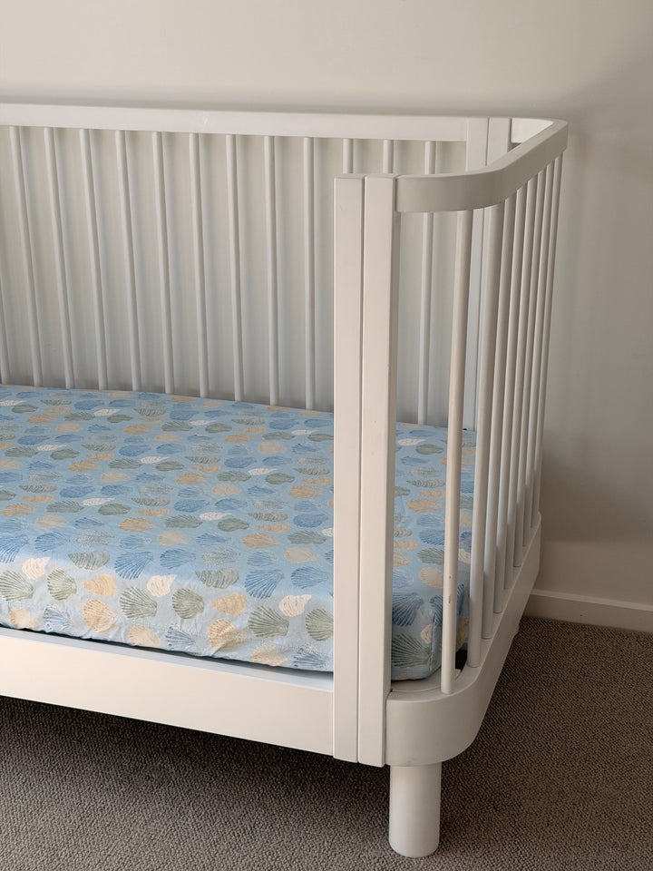 Milk&amp;Bed Waterproof Cot Fitted Sheet