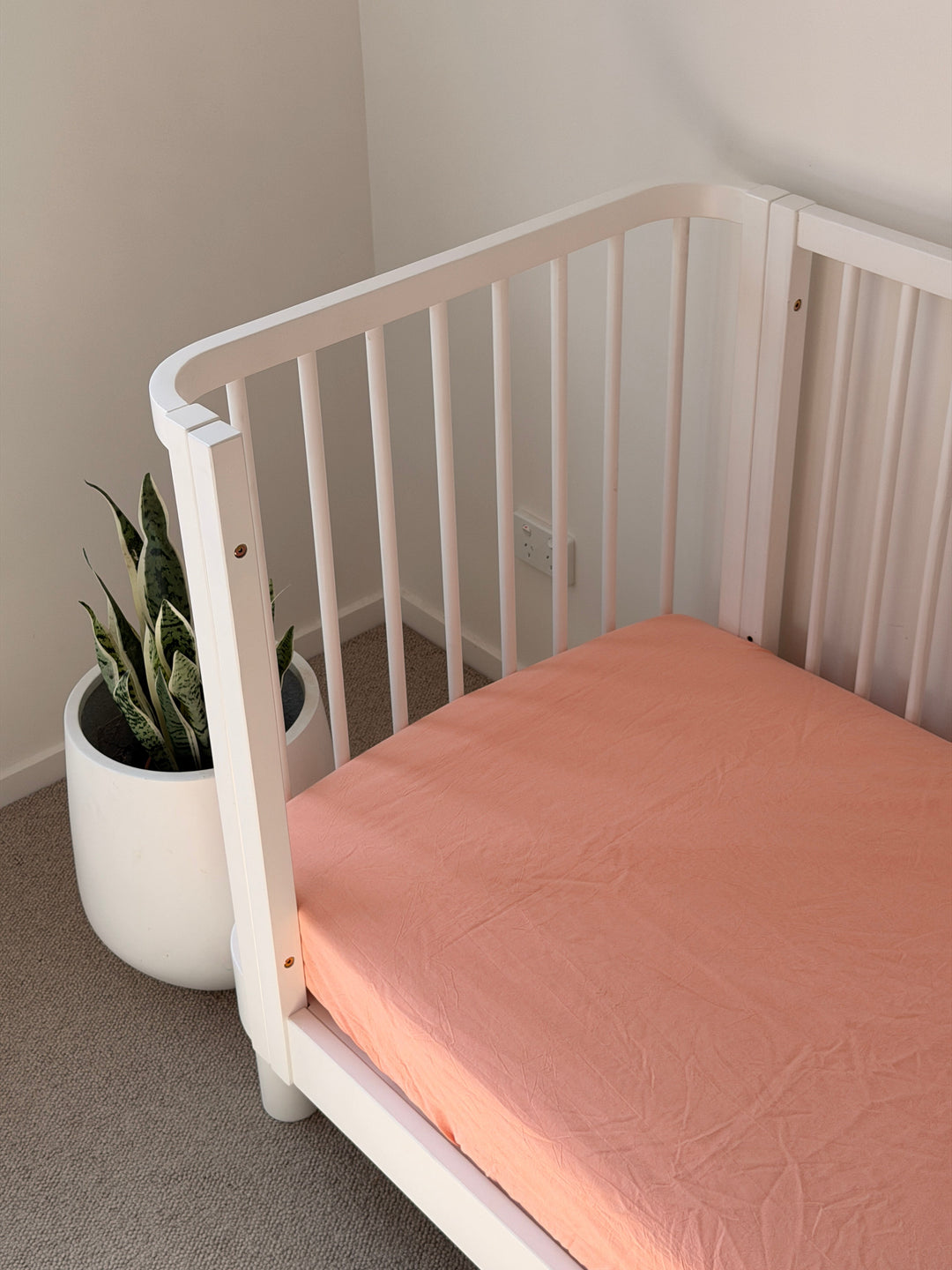 Milk&amp;Bed Waterproof Cot Fitted Sheet
