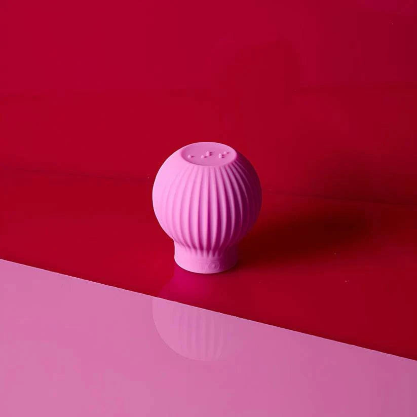 By Storm Beauty Betty ball-grip adaptive makeup tool, a versatile accessory with a textured ball grip for easier makeup application.