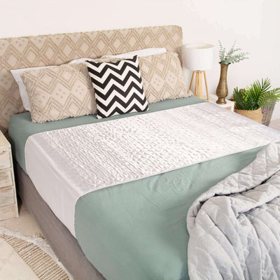 Conni Satin-Glide X-wide Bed Pad with tuck-ins