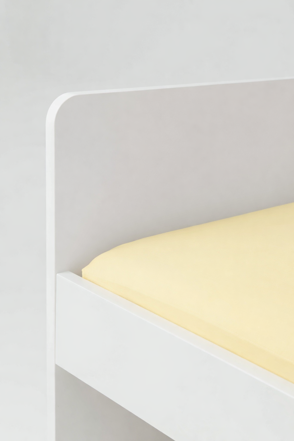 Milk &amp; Bed Waterproof Fitted Sheet – Lemon | Caravan Bunk