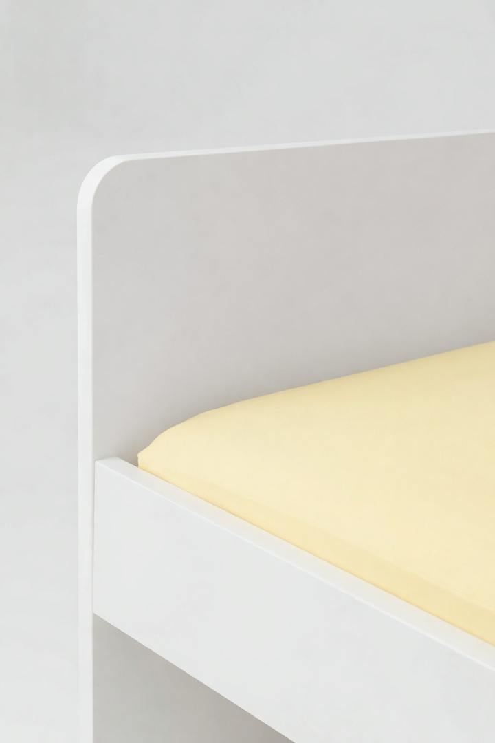 Milk &amp; Bed Waterproof Fitted Sheet – Lemon | Caravan Bunk