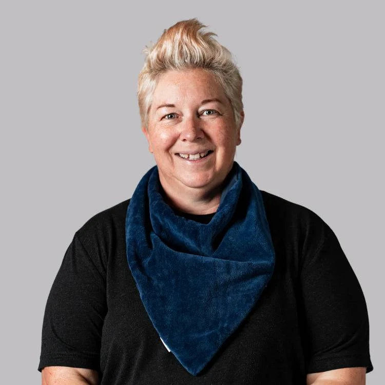 Adult navy Brolly Sheets Brolly Extra Absorbent Bandana, adaptive clothing designed for discreet incontinence protection.