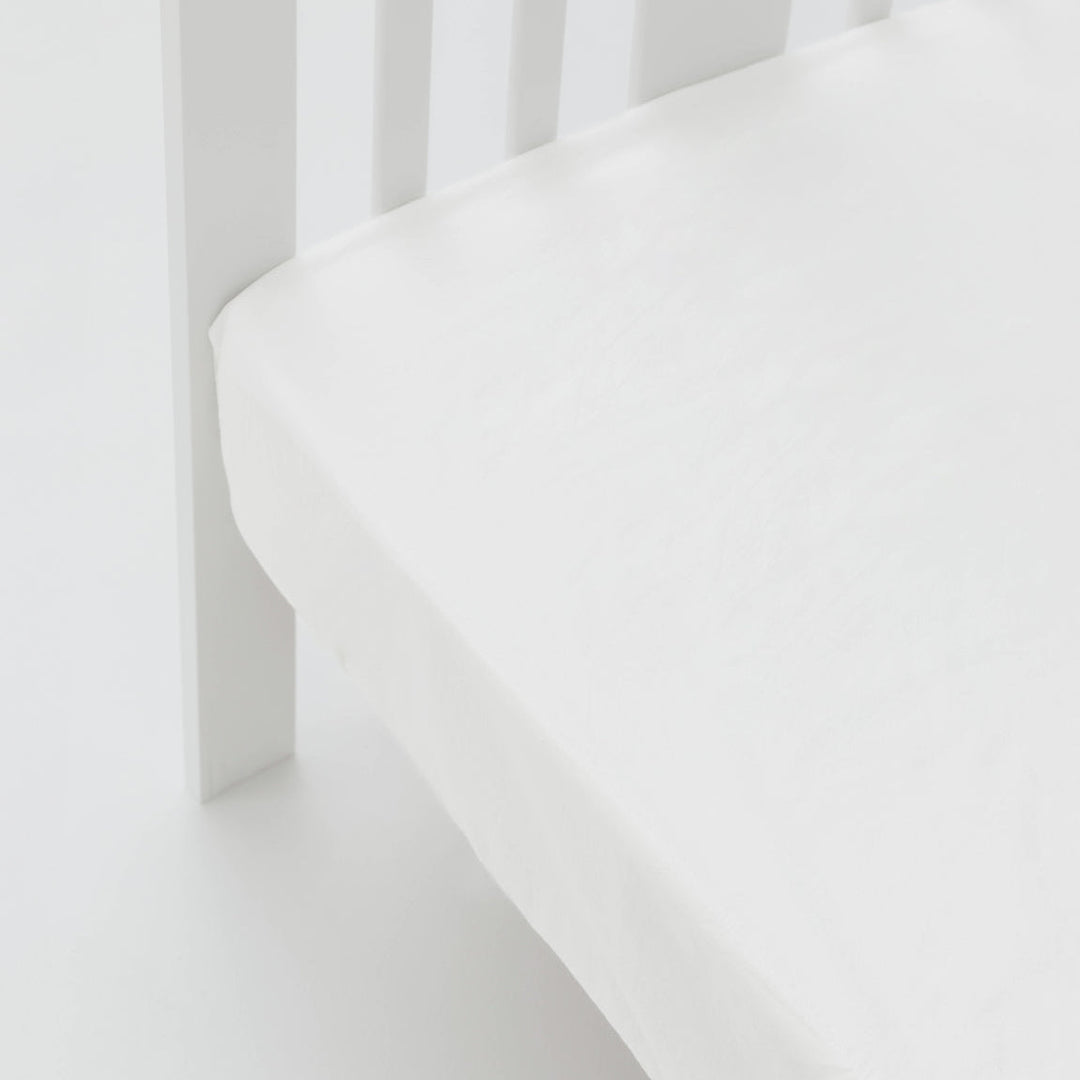Milk &amp; Bed Waterproof Fitted Sheet – Milk | Single