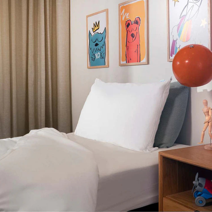 Brolly Sheets waterproof cotton fitted sheet in soft fabric, perfect for Manchester beds and protecting against spills.