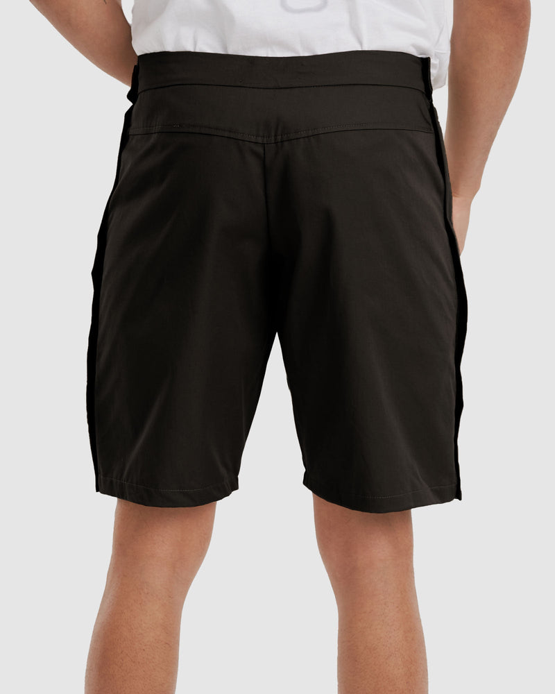 The Side Fastening Chino Shorts - mens - easy to dress. The Shapes United.