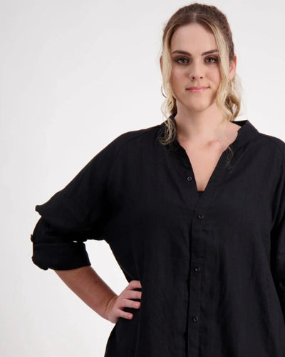 Christina Stephens- Cruiser Magnetic Linen Shirt | Dexterity Friendly Gender Neutral Shirt